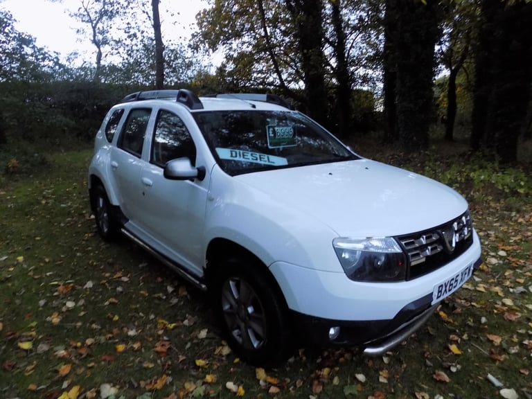 2015 Dacia Duster 1.5 dCi 110 Laureate 5dr HATCHBACK Diesel Manual
