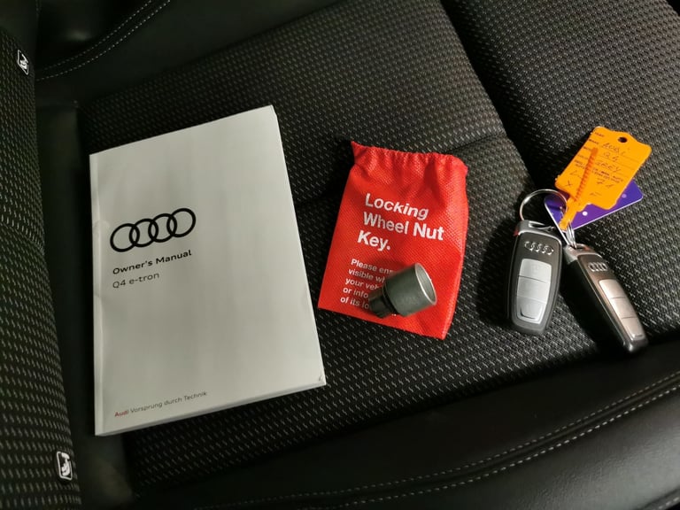 2021 Audi Q4 e-tron 40 S line SUV 5dr Electric Auto 82kWh (204 ps) - BLUETOOTH - CRUISE - SPEED S...