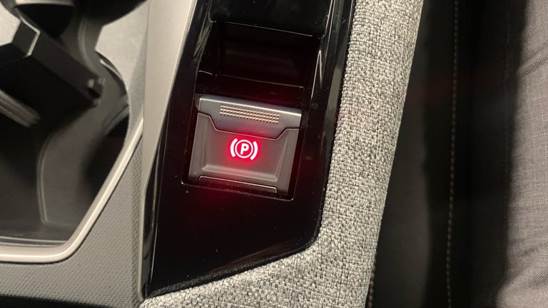 2024 Peugeot 3008 1.2 MHEV Allure e-DSC Euro 6 (s/s) 5dr SUV Hybrid Automatic