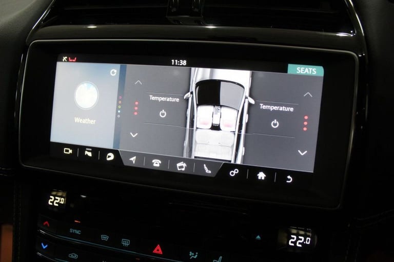 2019 68 JAGUAR F-PACE 3.0 D300 V6 S SUV 5DR DIESEL AUTO AWD EURO 6 (S/S) (300 PS