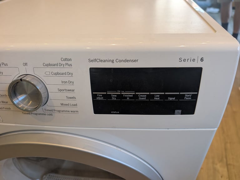 Bosch Series 6 Condenser Tumble dryer (Not fully working condition)
