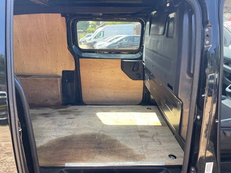 2021 Vauxhall Vivaro 2.0 Turbo D 3100 Dynamic Auto L2 H1 Euro 6 (s/s) 6dr PANEL VAN Diesel Automatic