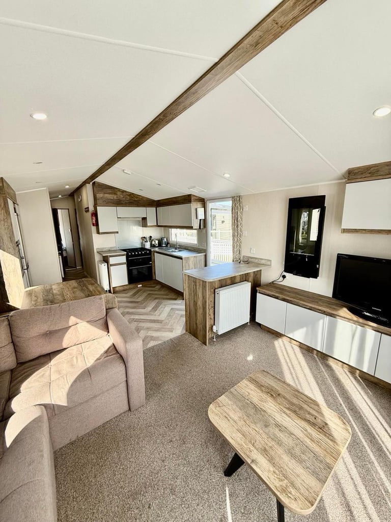 3 Bed Seaside South Coast Caravan FINANCE AVAILABLE CALL TOM [Phone number removed]