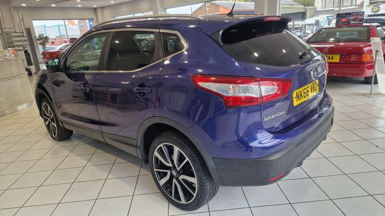 2016 Nissan Qashqai 1.2 DIG-T Tekna 2WD Euro 6 (s/s) 5dr HATCHBACK Petrol Manual