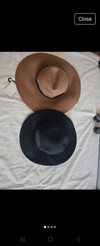 image for 2 hats size M
