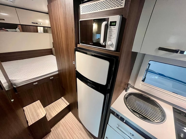 BENIMAR MILEO 346 6 BERTH LARGE GARAGE 3500KG / 150BHP / 12,059 MLS MOTORHOME