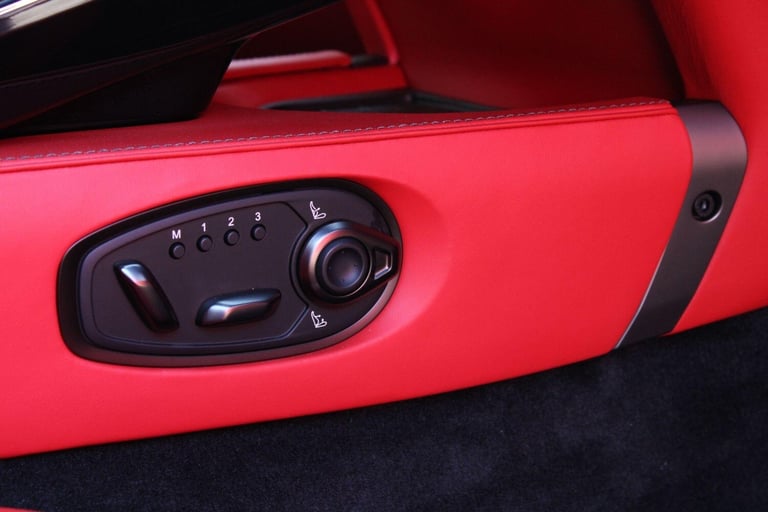 2024 Aston Martin Vantage 4.0 V8 Coupe 2dr Petrol Auto Euro 6 (665 ps) HATCHBACK Petrol Automatic