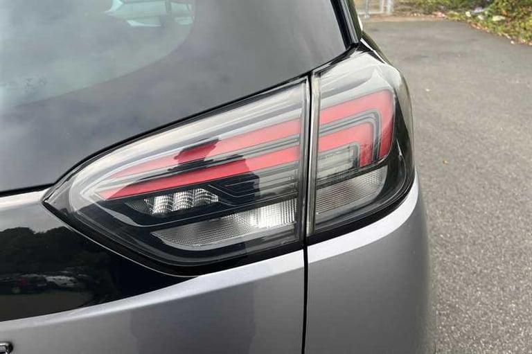 2022 Vauxhall Crossland 1.2i Turbo (110 PS) Ultimate 5 Door Petrol SUV *** 1 Owner / Full Vauxhal...