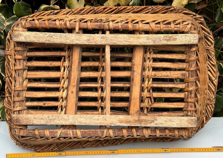 ANTIQUE FRENCH GRAPE HARVESTING BASKET, CHAMPAGNE PANIER DE VENDANGES, 87x57cm, 1900s - WILL POST!