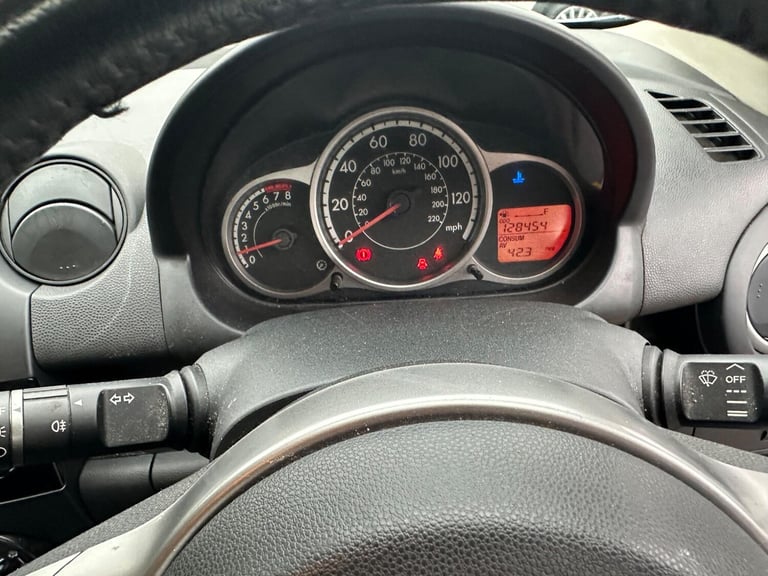 2012 Mazda Mazda2 1.3 Tamura Euro 5 5dr HATCHBACK Petrol Manual
