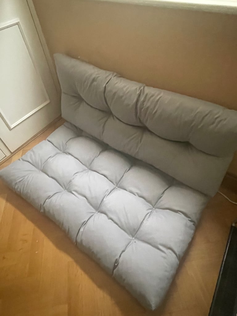 light grey Gardenista bench cushions
