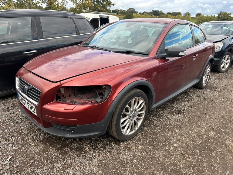 image for 2007 VOLVO C30 S BREAKING SPARES PARTS 