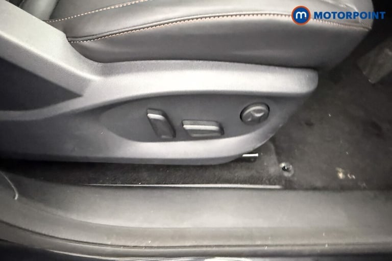 2025 MG MG HS 1.5 T-GDI Trophy 5dr DCT SUV Petrol Automatic