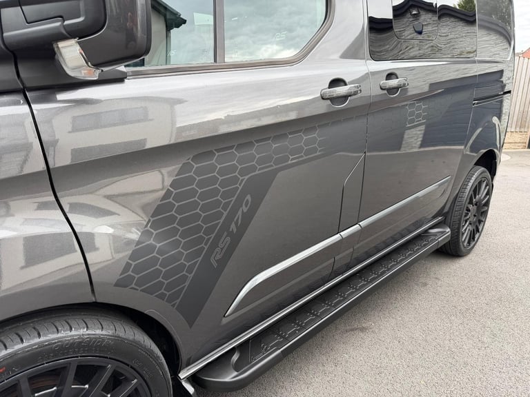 2022/72 FORD TRANSIT CUSTOM LTD RS EDITION 170ps SWB CREW VAN AUTOMATIC "NO VAT"