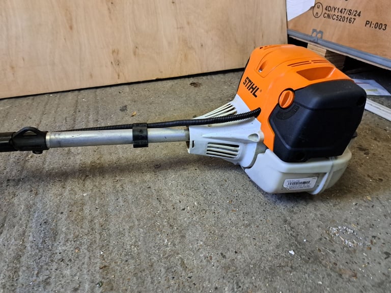 A stihl FS131 strimmer 