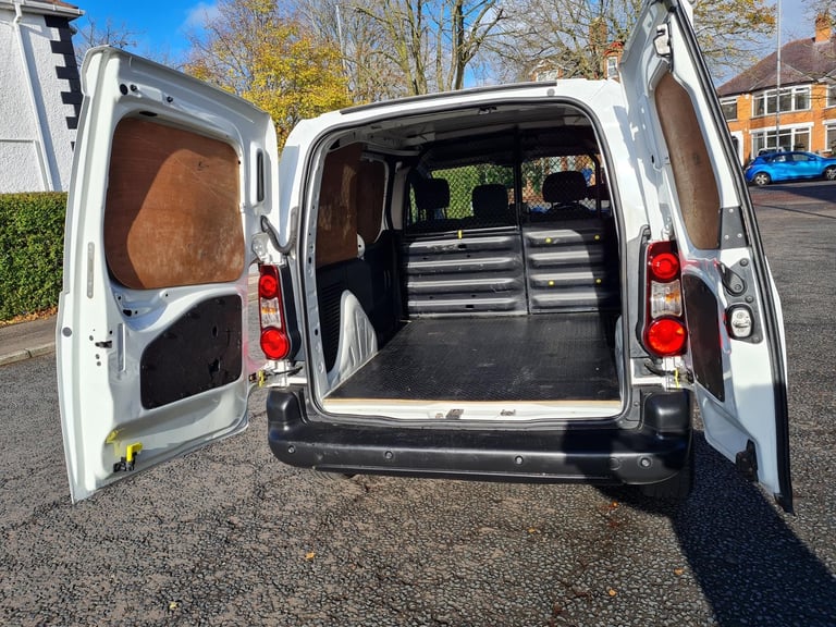 Peugeot, PARTNER, Panel Van, 2017, Manual, 1560 (cc)