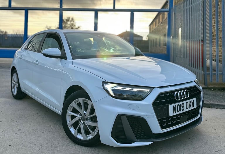 Audi, A1, Hatchback, 2019, Manual, 1498 (cc), 5 doors