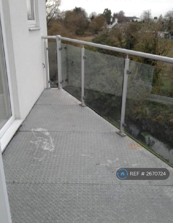 3 bedroom flat in Maltings Close, Cambridge, CB5 (3 bed) (#2670724)