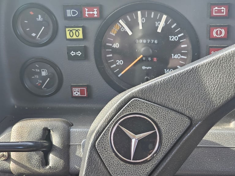 Mercedes-Benz, 1994, 2874 (cc)