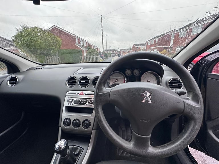 Peugeot, 308, Hatchback, 2012, Manual, 1560 (cc), 5 doors