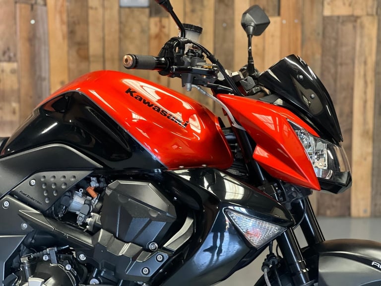 Kawasaki Z1000 ABS 2009 Lots of extras!