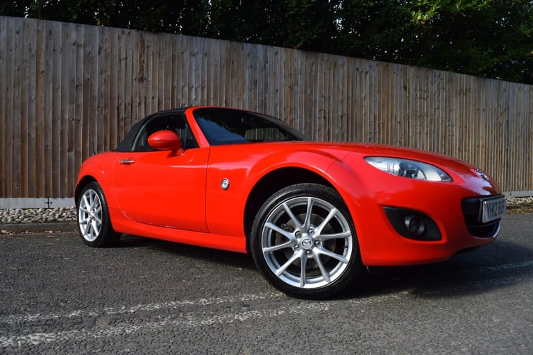 MAZDA MX-5 2.0 i Sport Tech Red Manual Petrol 2012