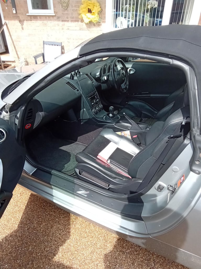 Nissan, 350Z, Convertible, 2005, Manual, 3498 (cc), 2 doors