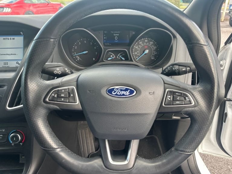  Ford Focus 1.0 EcoBoost 140 ST-Line Navigation 5dr Petrol