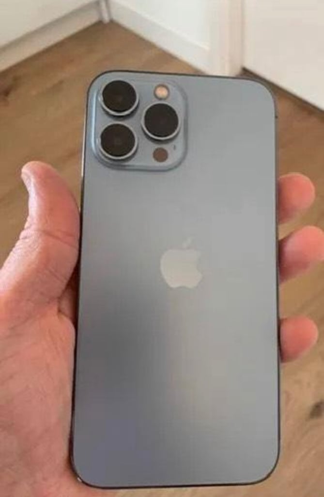 iPhone 14 Pro Max (last chance to buy)