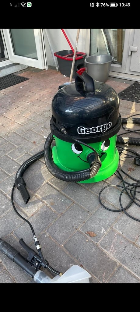 image for George wet shampoo cleaner for cars and sofas comes with 1 attachment vgc gwo 