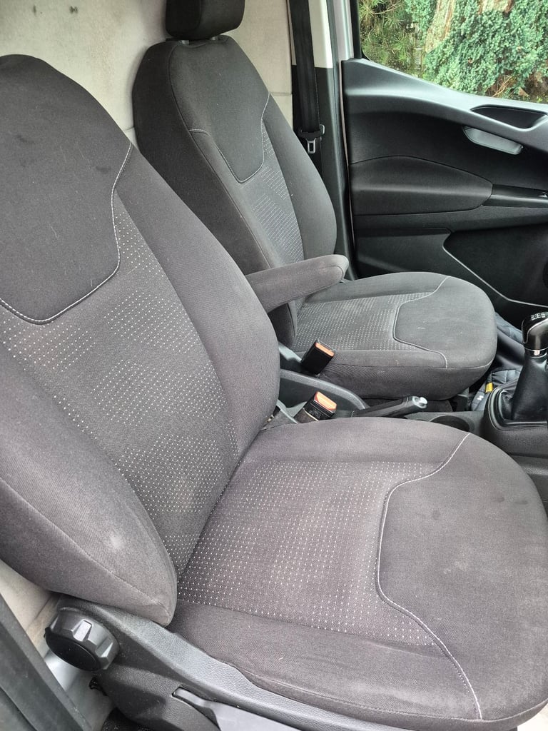 Ford, TRANSIT COURIER, Panel Van, 2015, Manual, 1562 (cc)