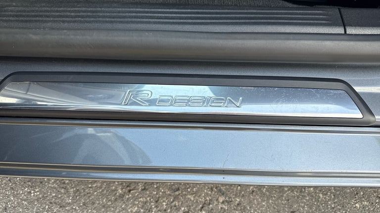 2019 Volvo V40 1.5 T3 R-Design Edition Hatchback 5dr Petrol Auto Euro 6 (s/s) (152 ps) Hatchback ...