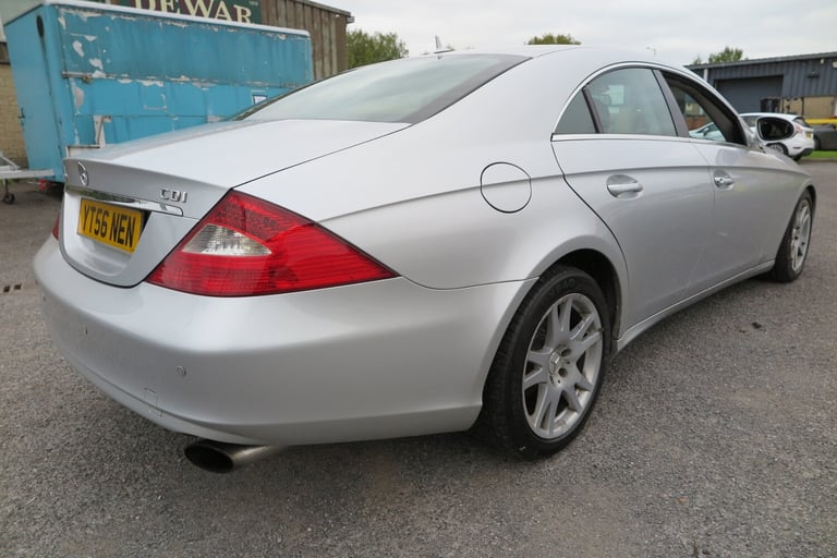 2006 Mercedes-Benz CLS CLS320 CDI 4dr Tip Auto COUPE Diesel Automatic