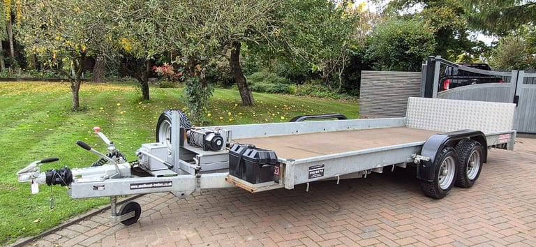 PLANT TRAILER CAR WESSEX MACHINE FARM TILT FLAT BED FREE IFOR WILLIAMS KEY RING