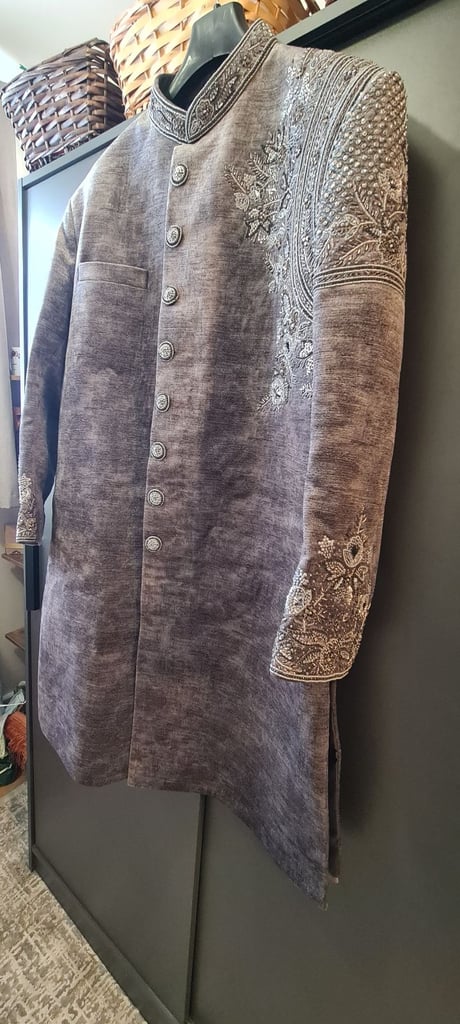 Wedding Suit / Kurta / Payjama / Jodhpuri / Sherwani / Salwar Kameez