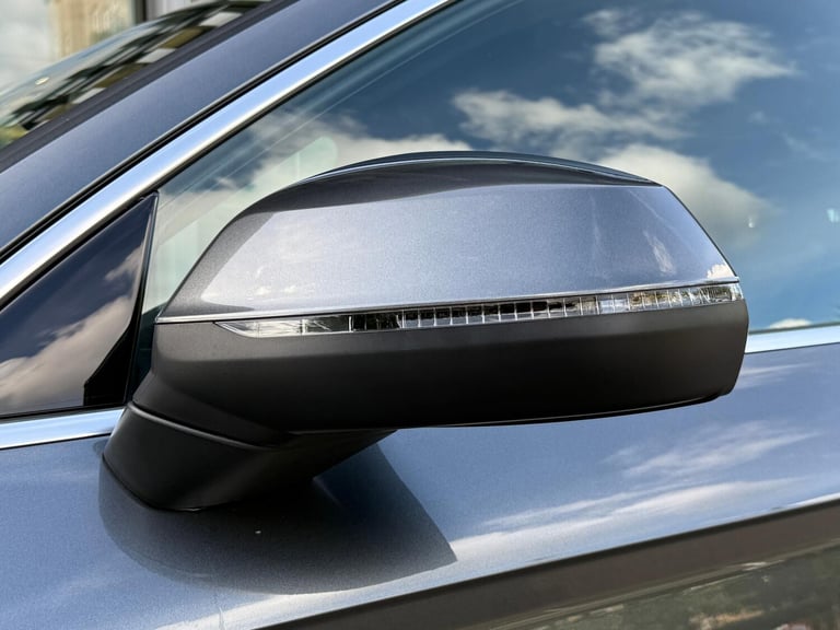  Audi Q5 2.0 TFSIe 50 S line SUV 5dr Petrol Plug-in Hybrid S Tronic quattro Euro 6 ( Petrol/Elect...