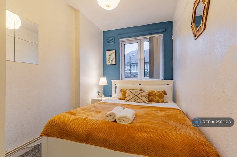 2 bedroom flat in Rawlins Street, Birmingham, B16 (2 bed) (#2500218)