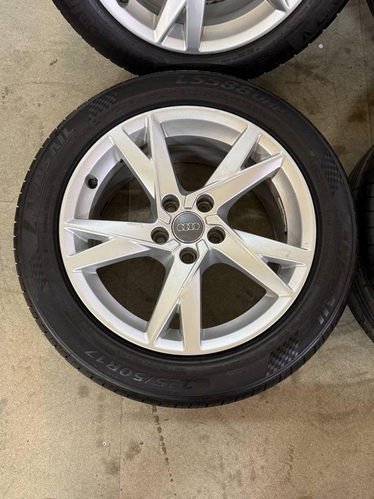 17” Genuine Audi A4 Alloy Wheels And Tyres 