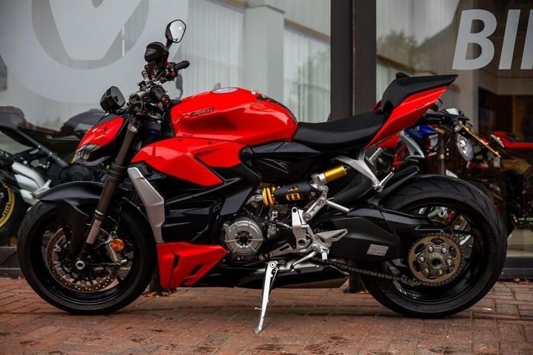 Ducati Streetfighter V2 ! ULTRA LOW MILES ! STUNNING
