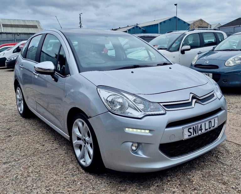 2014 CITROEN C3 SELECTION VTI 1.2 PETROL, 5 DOOR, 1 YEAR MOT, £20/YEAR ROAD TAX.
