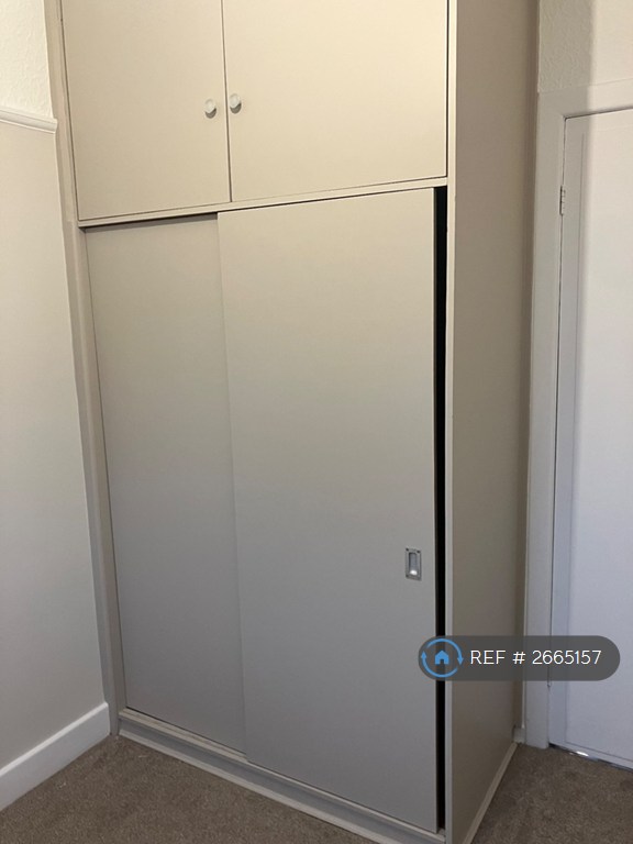 3 bedroom house in Stafford Road, Southport, PR8 (3 bed) (#2665157)