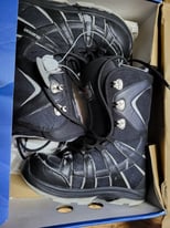 Burton Snowboard boots size 6.0