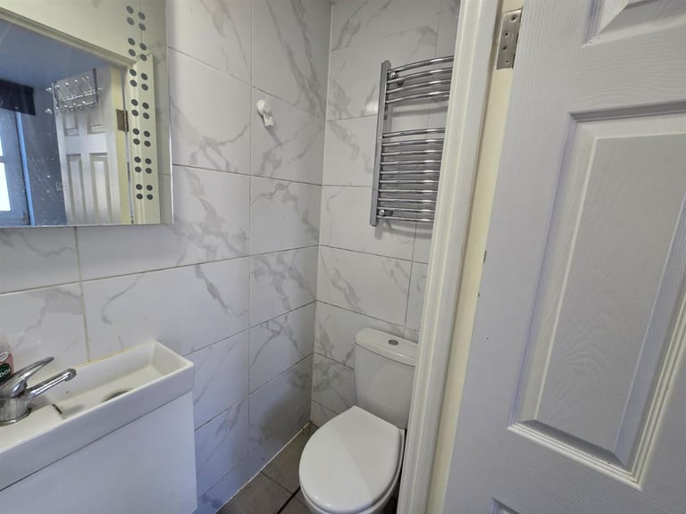 STUDIO IN CRYSTAL PALACE - AVAILABLE NOW!