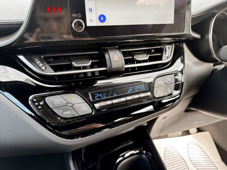 2022 Toyota C-HR VVT-h Design SUV HYBRID Automatic