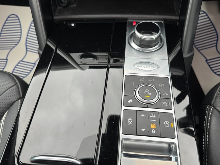 2020 Land Rover Discovery 2.0 SD4 HSE Luxury SUV 5dr Diesel Auto 4WD Euro 6 (s/s) (240 ps) ESTATE...