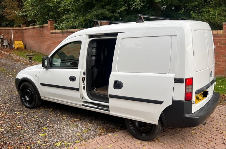 2009 Vauxhall Combo 1.3 Diesel  NO VAT Roof rack