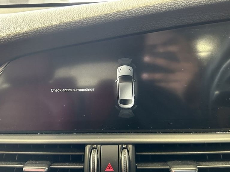2018 Alfa Romeo Giulia 2.0T Veloce Saloon 4dr Petrol Auto Euro 6 (s/s) (280 ps) Saloon Petrol Aut...