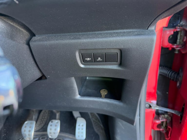 2012 Citroen DS3 1.6 THP 16V 155 DSport Plus 3dr HATCHBACK Petrol Manual - Image 21