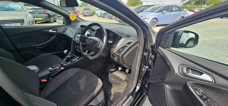 2018 Ford Focus 1.0T EcoBoost ST-Line Hatchback 5dr Petrol Manual Euro 6 (s/s) (140 ps) HATCHBACK...