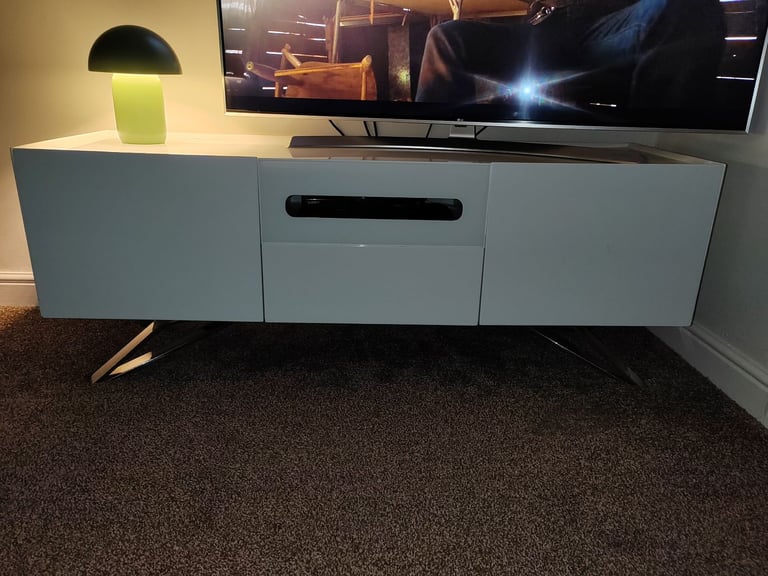 TV unit 